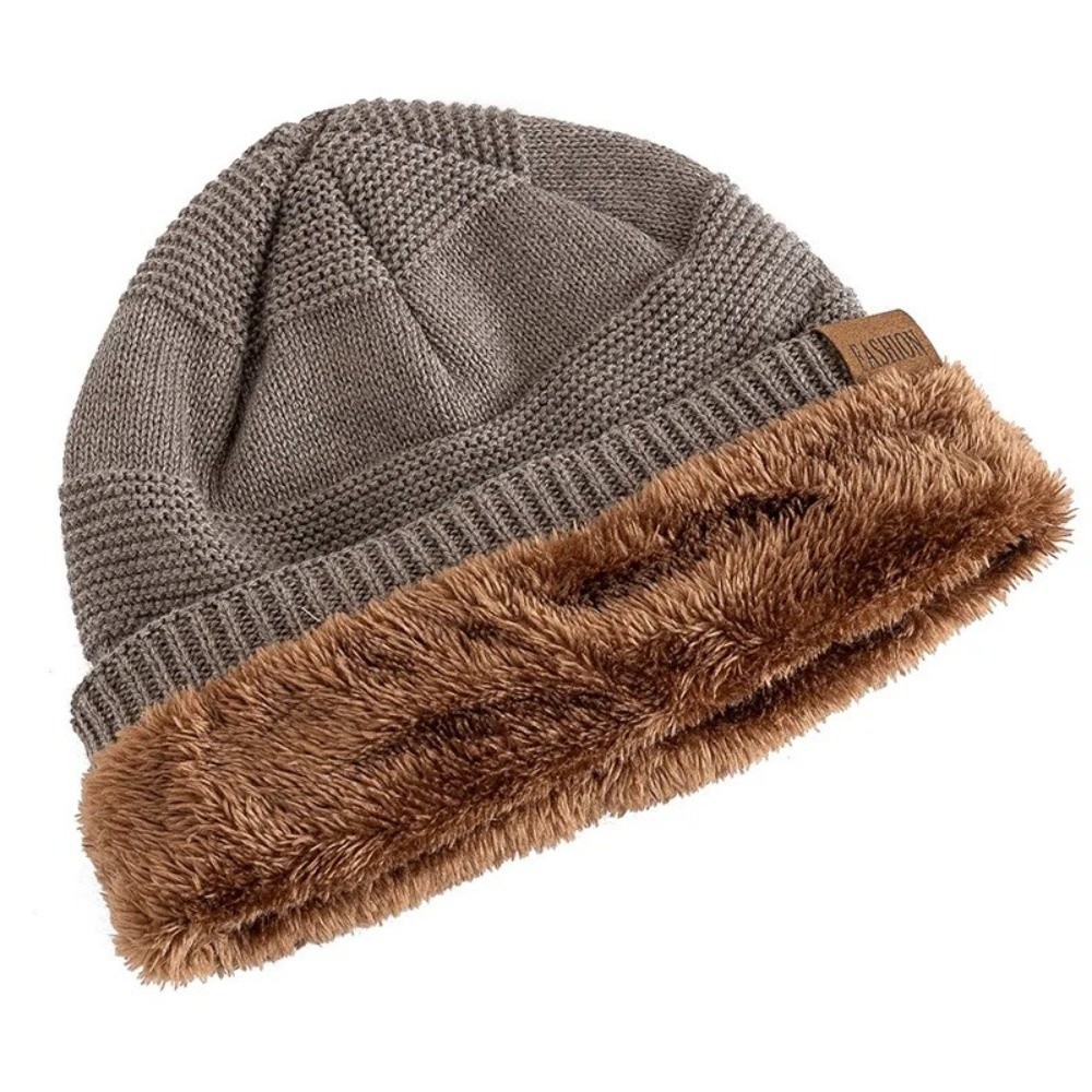 カジュアルなファー裏地付きの冬用ニット帽。柔らかく、防風性が - Beanie Cuffed Knit のレビューと価格